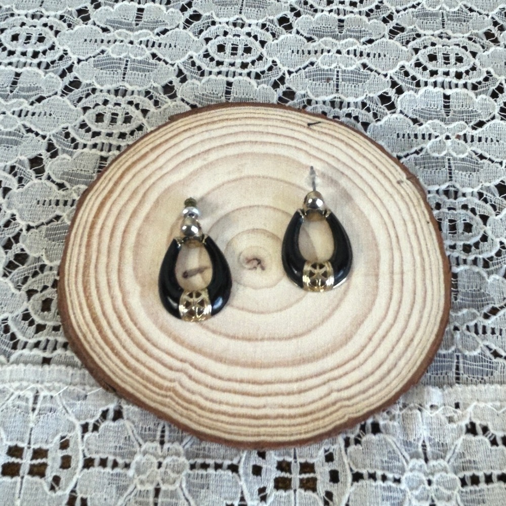 Vintage Black Enamel Gold Tone Teardrop Door Knocker Post Earrings